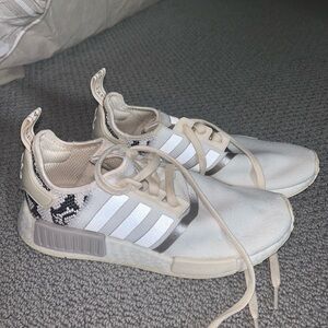 Women’s Adidas NMD R1 Reptile